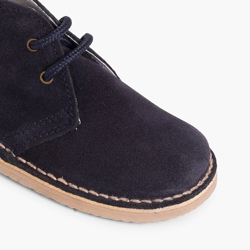 Bota Niño Estilo Safari con Cordones color Azul Marino