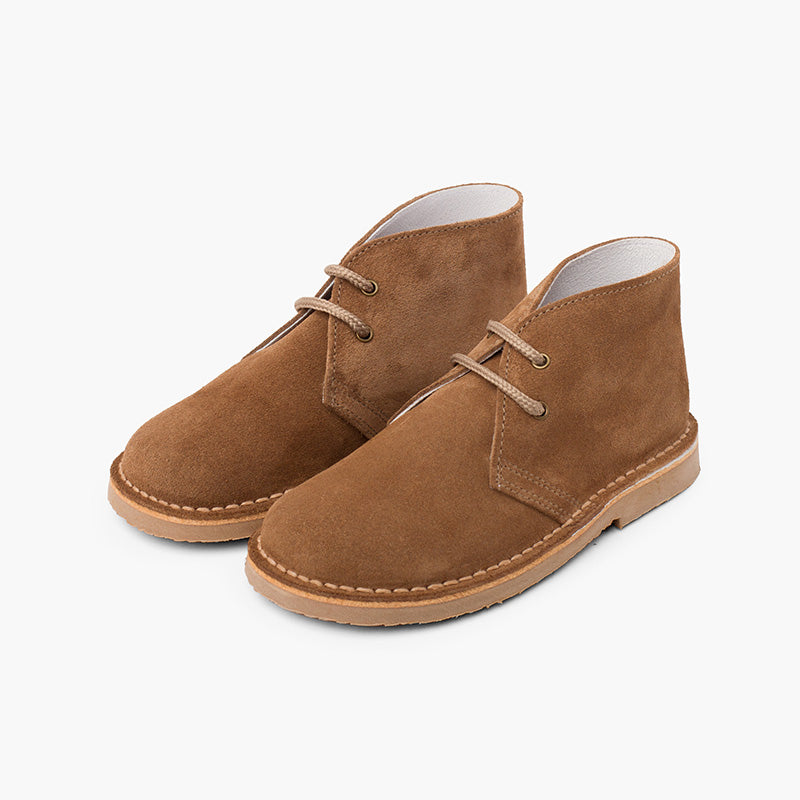 Bota Niño Estilo Safari con Cordones color Topo