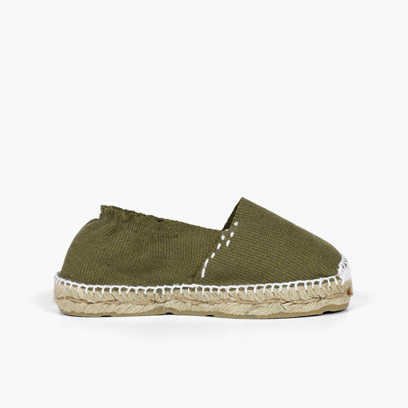 Alpargata niño tipo esparto con cinta color caqui