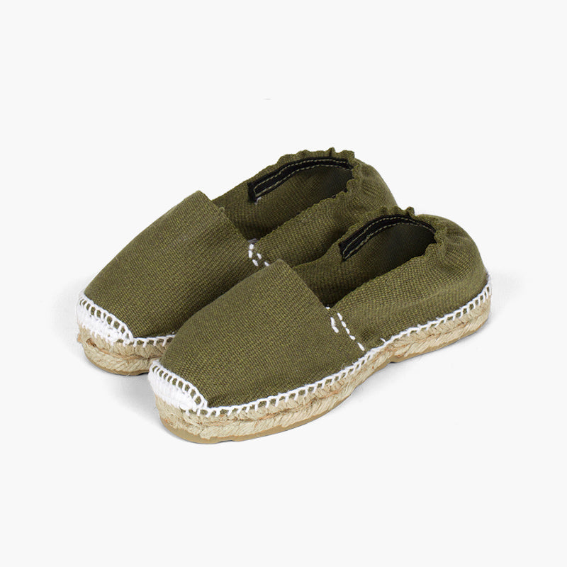 Alpargata niño tipo esparto con cinta color caqui