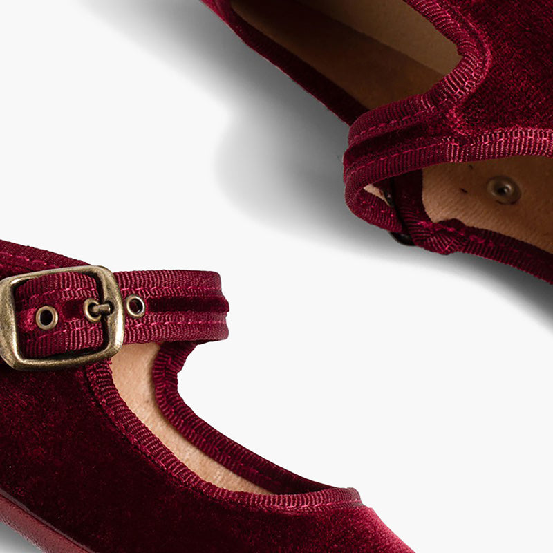 Zapato Niña Bailarina Terciopelo con Hebilla color Burdeos