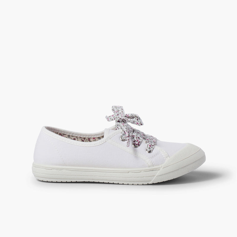 Zapatillas de lona con punta de goma color blanco