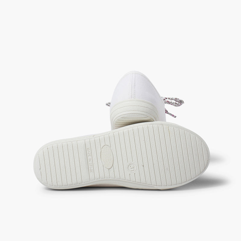 Zapatillas de lona con punta de goma color blanco