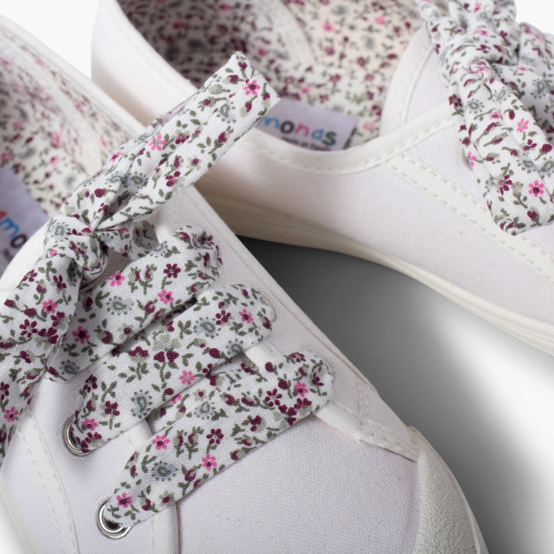 Zapatillas de lona con punta de goma color blanco