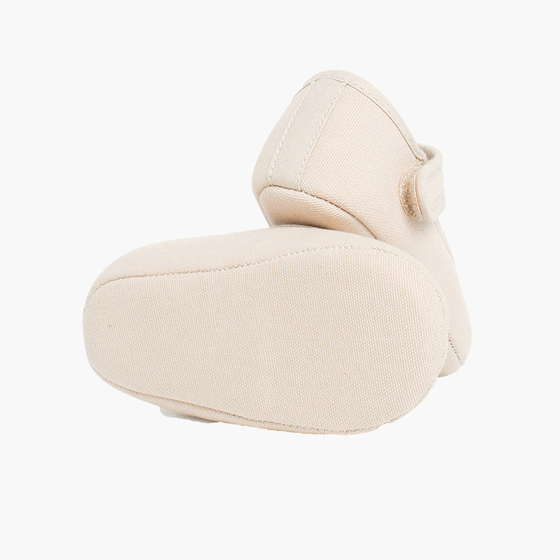 Mercedita bebé tipo badana con cinta adhesiva color arena