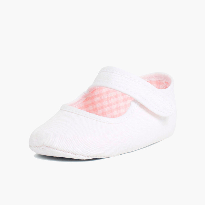 Pepito badana bebé con cinta adhesiva color blanco