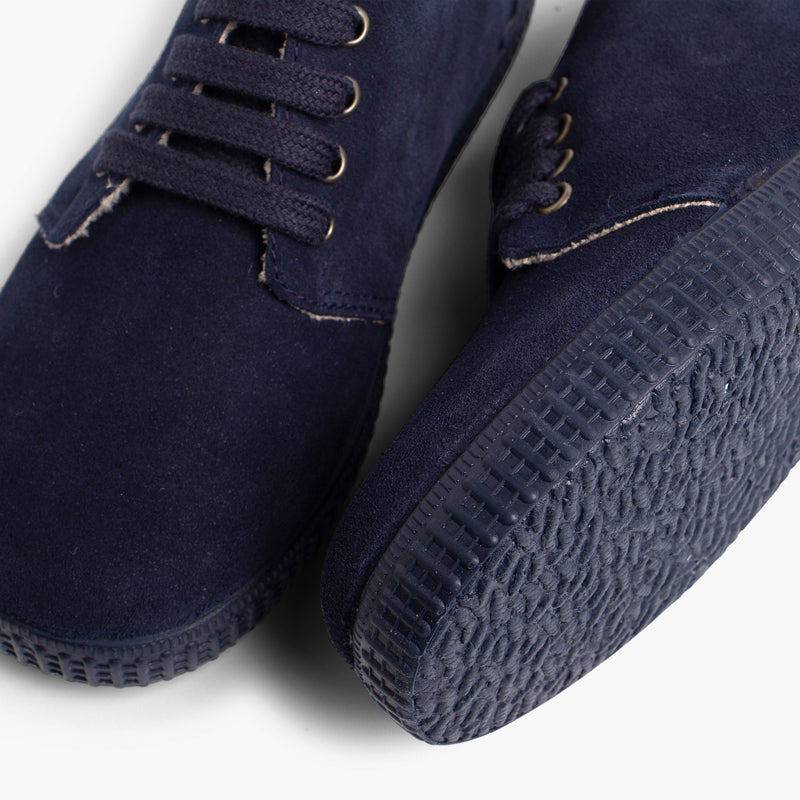 Bota Niño con Forro Pelito y Cordones color Azul Marino