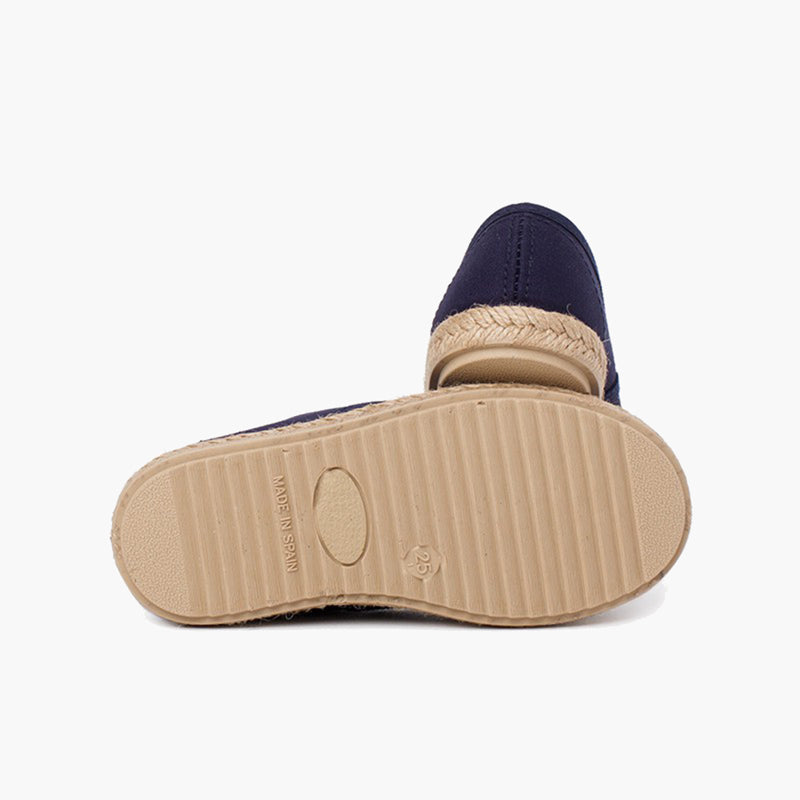 Alpargata niño tipo zapatillas con cordones de yute color azul marino