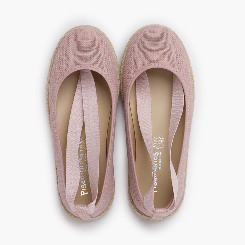 Alpargata niña tipo bailarina de lino con cinta color rosa palo