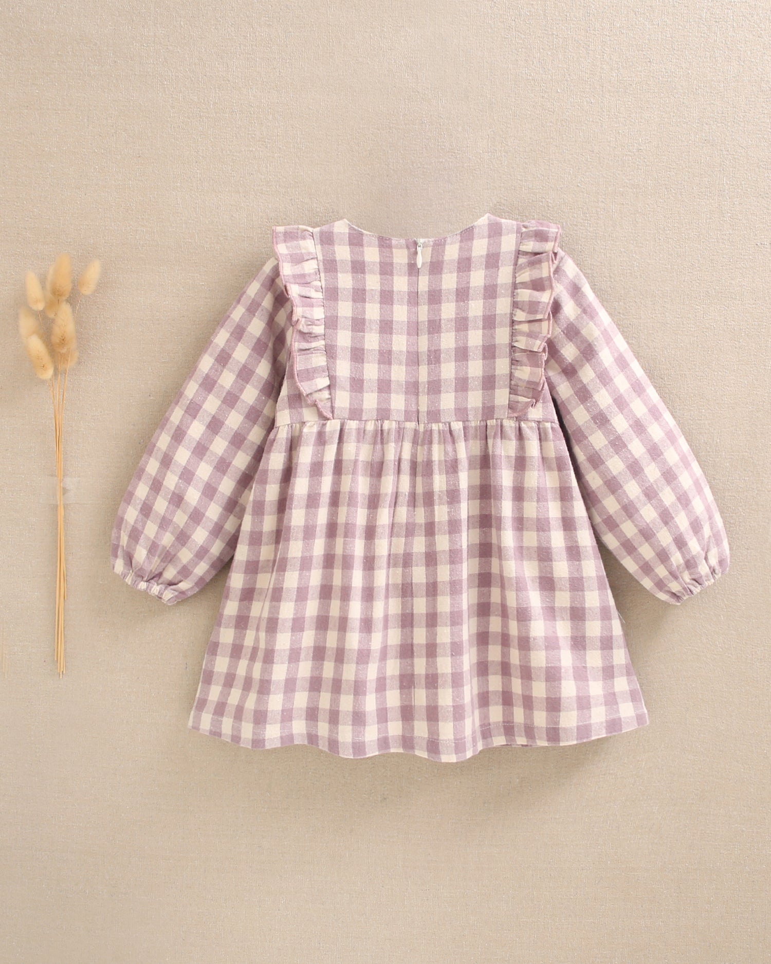 Vestido de bebé niña de cuadros malva y beige