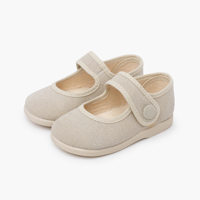 Mercedita niña de lino con botón color crudo