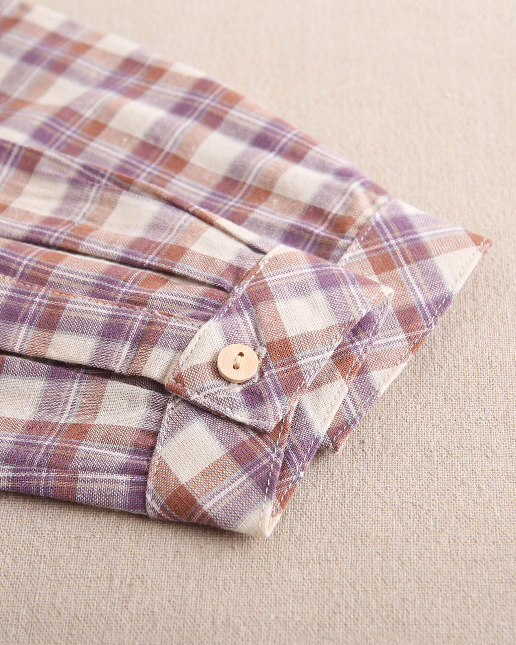 Camisa de niño de cuadros en beige, morado y teja