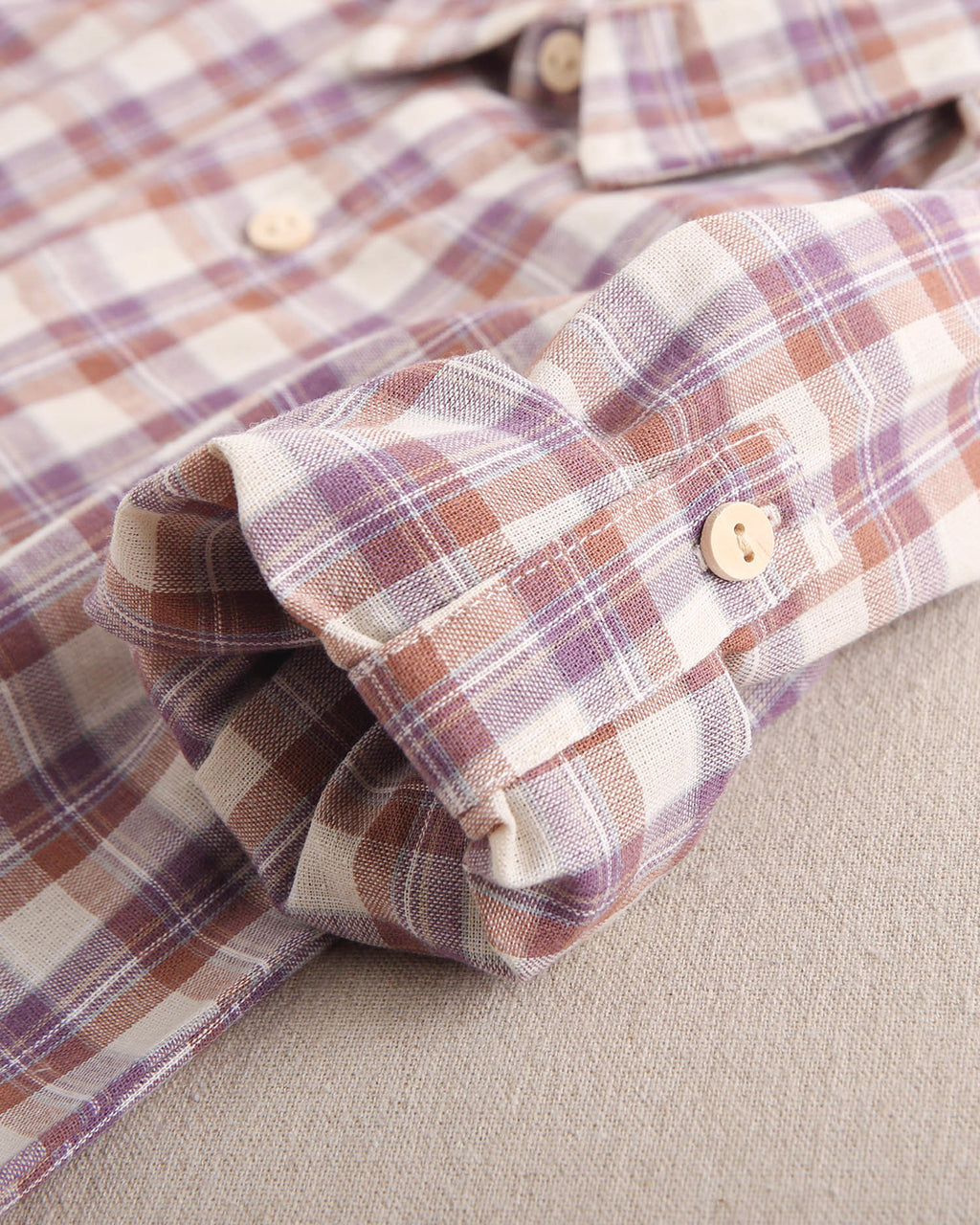 Camisa de niño de cuadros en beige, morado y teja