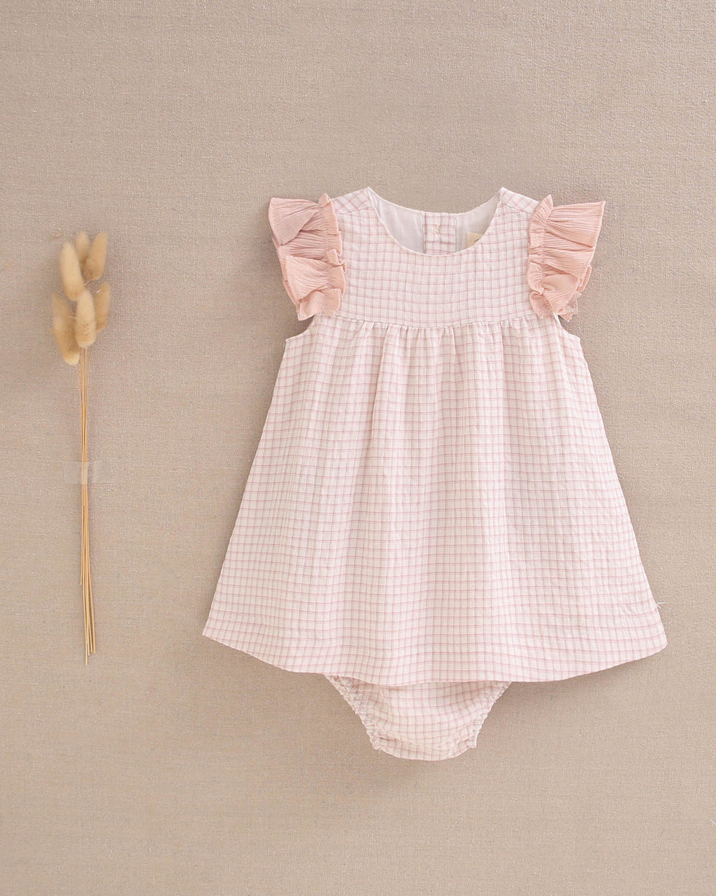Vestido bebé niña rosa de cuadros con volantes en hombros