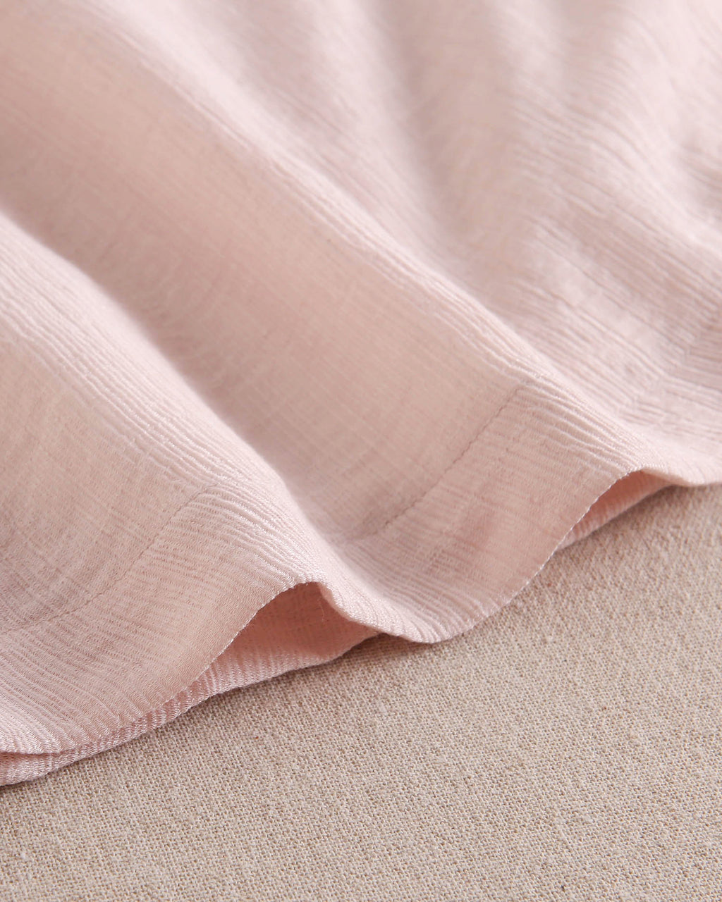 Vestido niña rosa con doble volante de cuadros en mangas