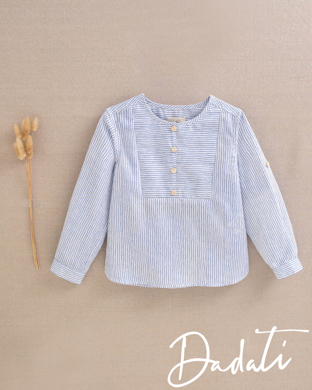 Camisa niño celeste con rayitas