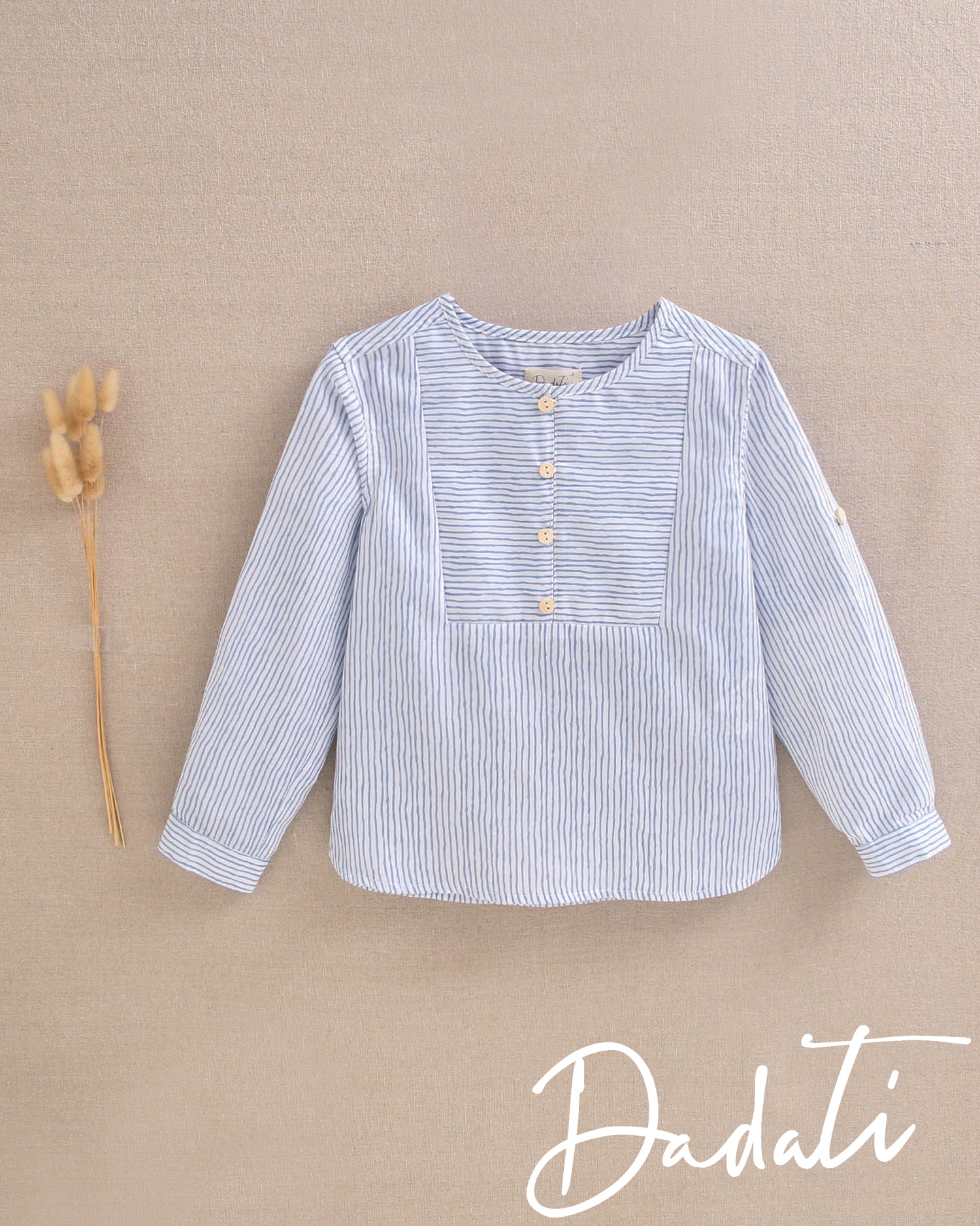 Camisa niño celeste con rayitas