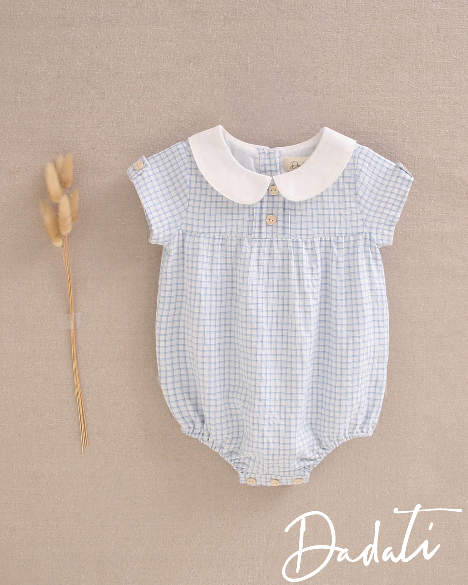 Ranita bebé niño vichy celeste con cuello blanco