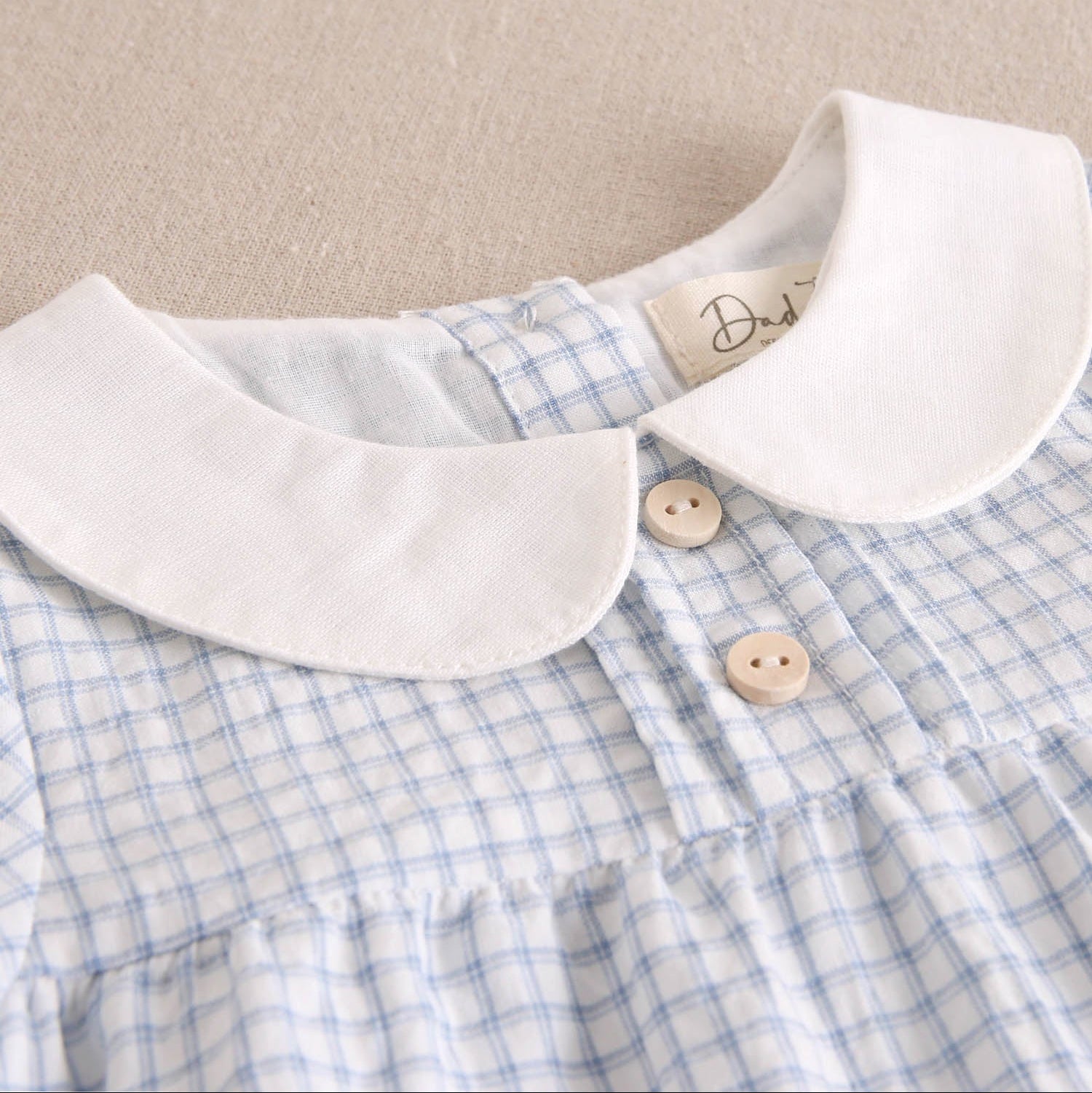 Ranita bebé niño vichy celeste con cuello blanco