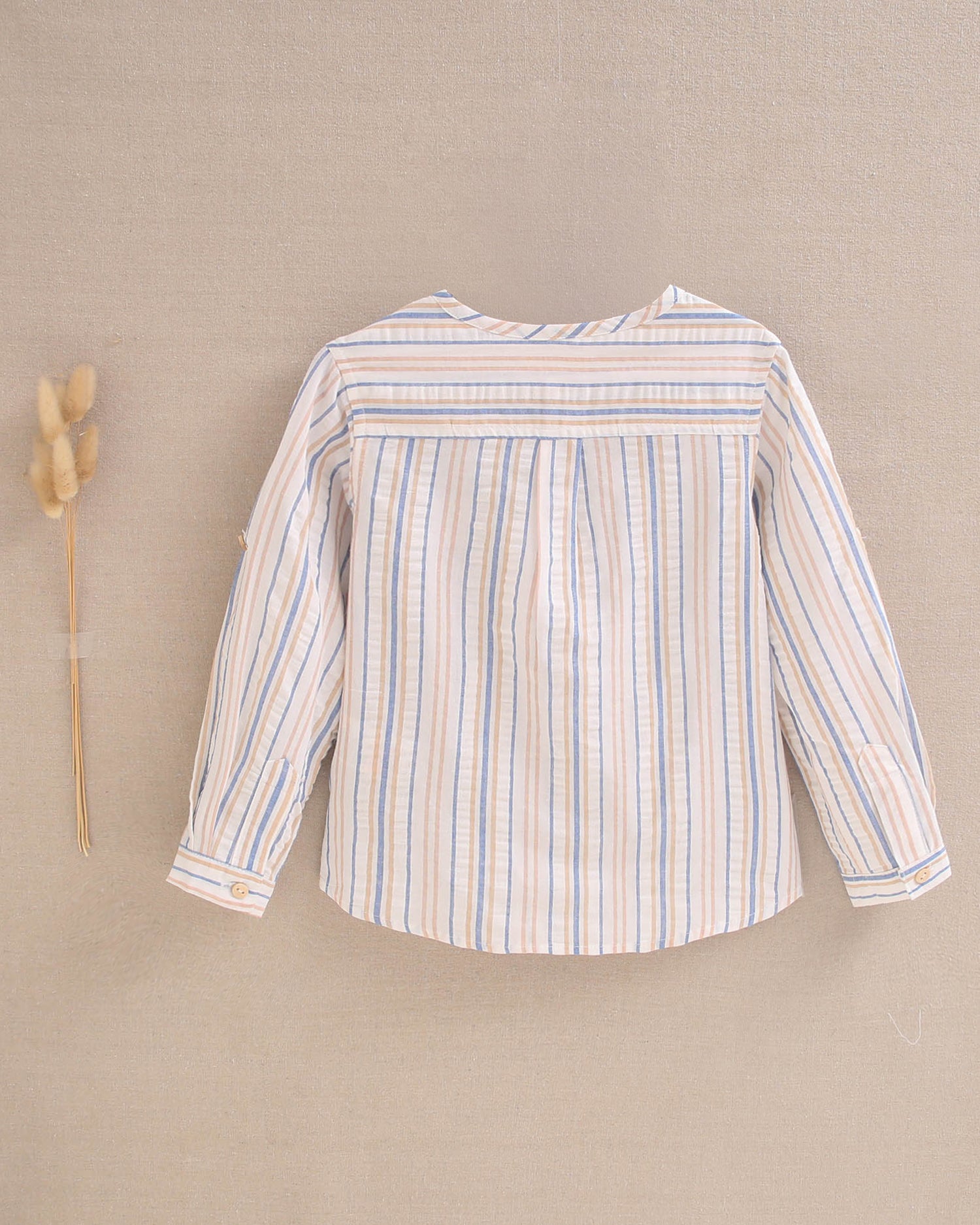 Camisa niño de rayas mostaza y azul