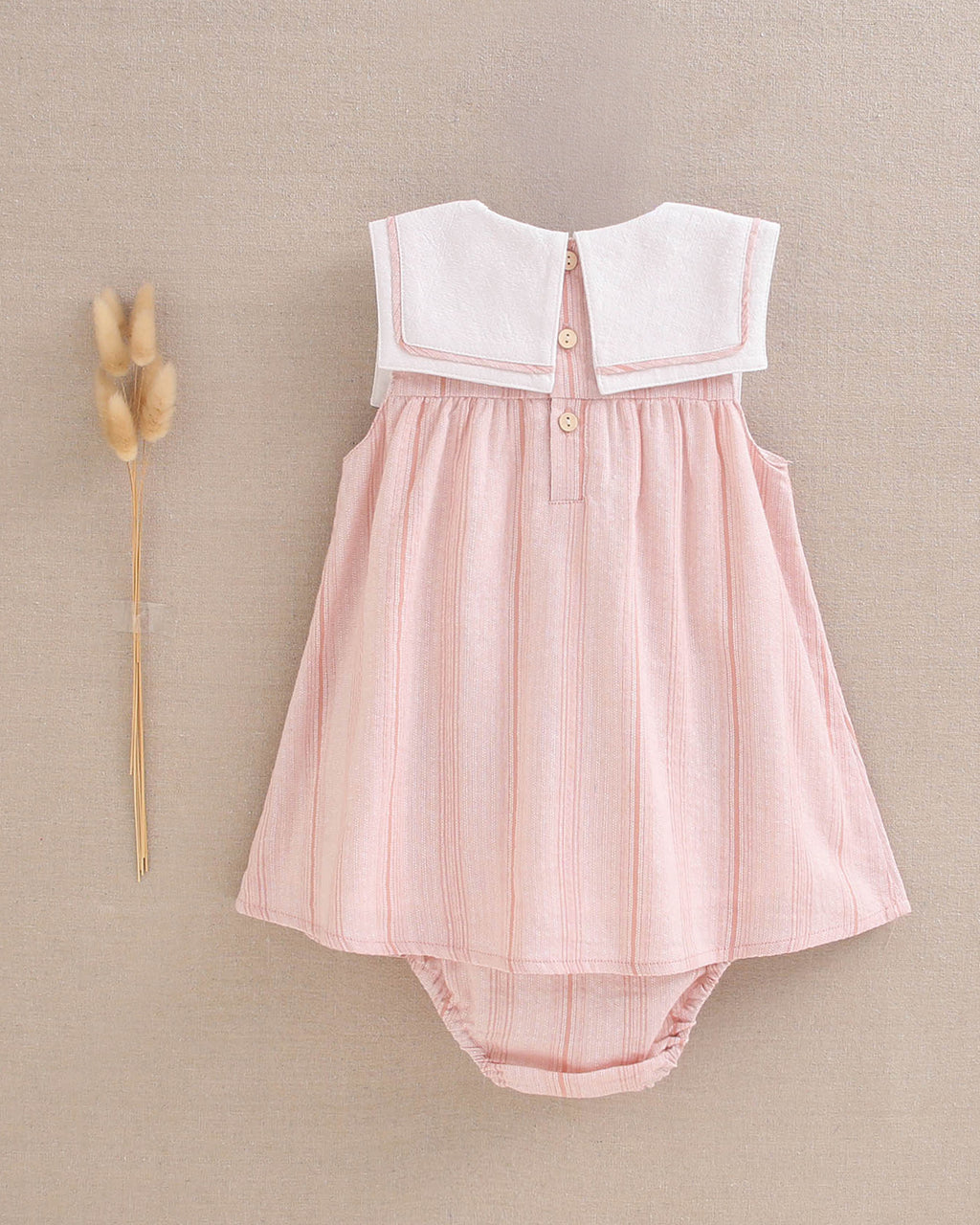 Vestido bebé niña rosa de rayas con cuello cuadrado blanco