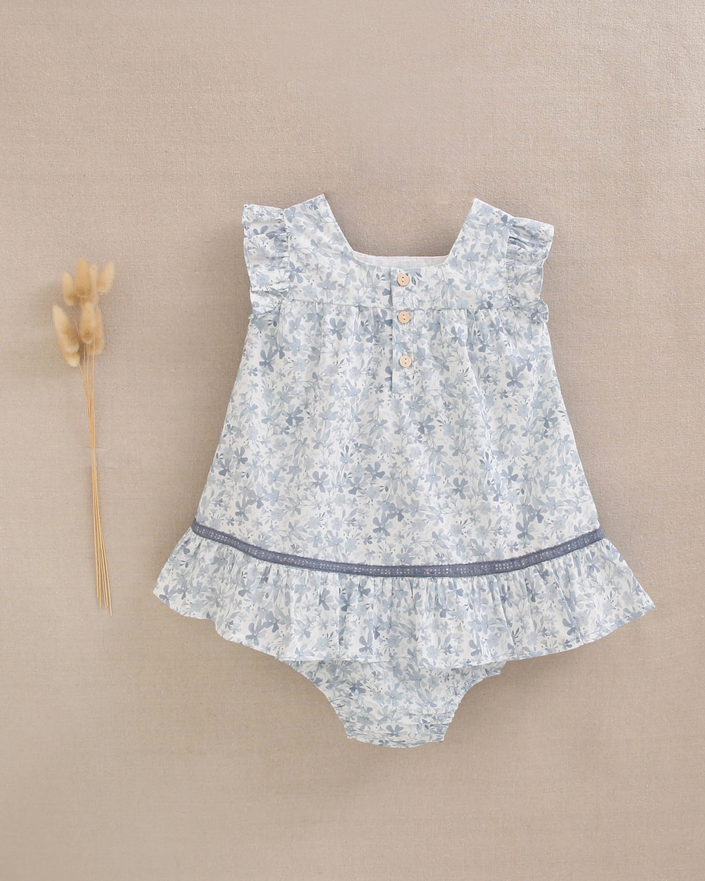 Vestido bebé niña con estampado floral azul y blanco