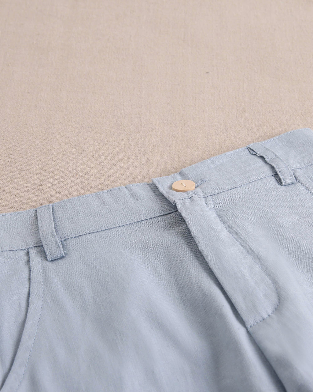 Bermuda niño de lino azulón