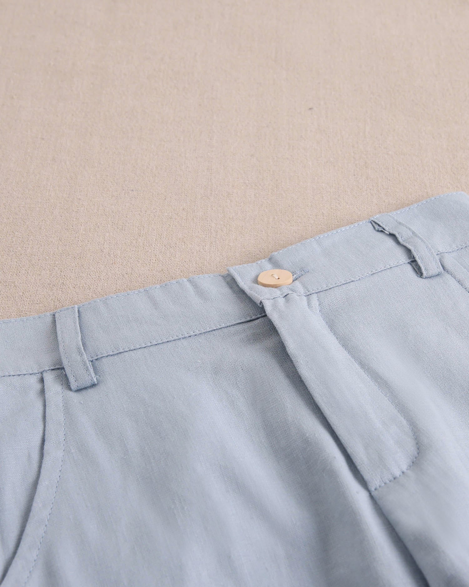 Bermuda niño de lino azulón