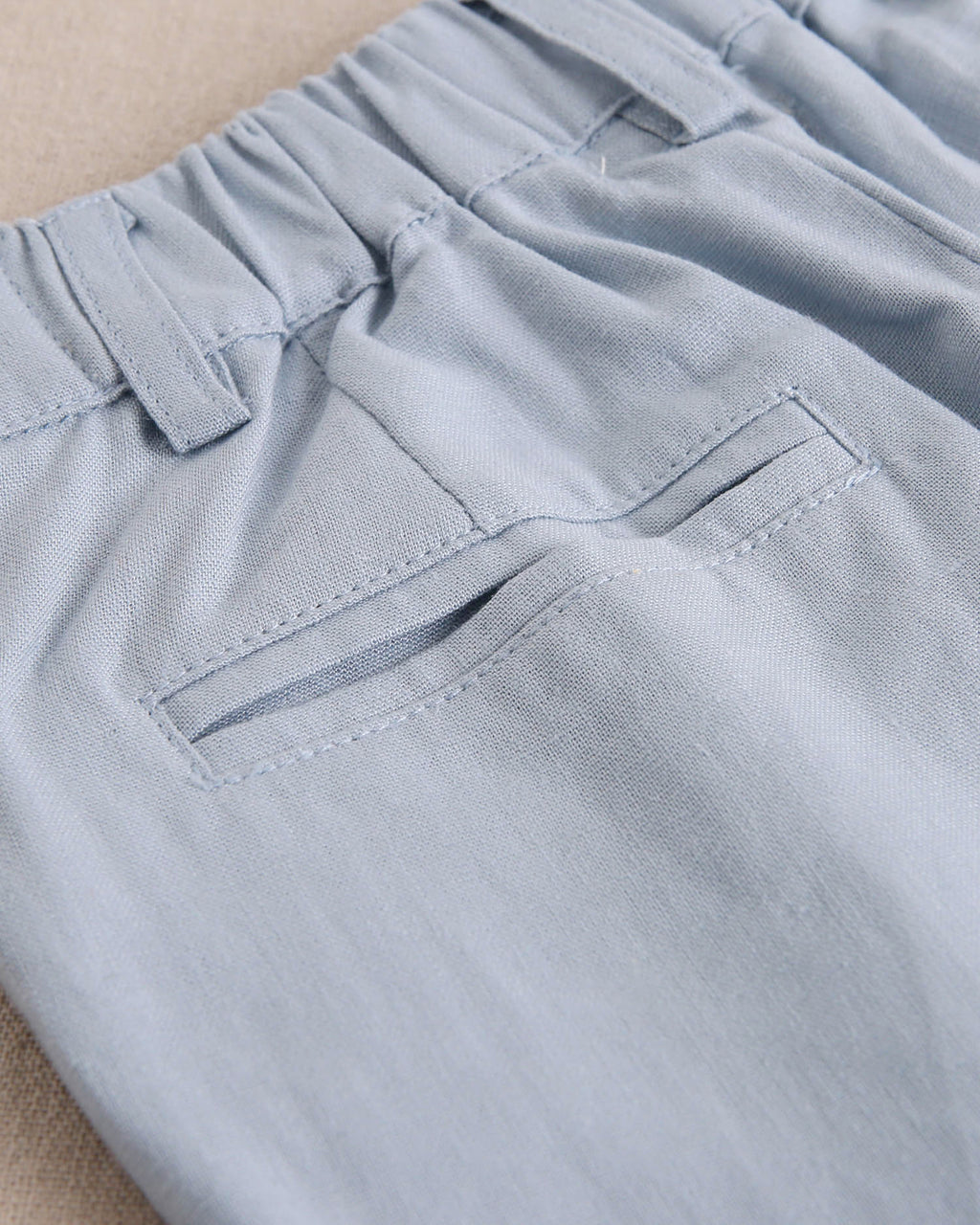 Bermuda niño de lino azulón