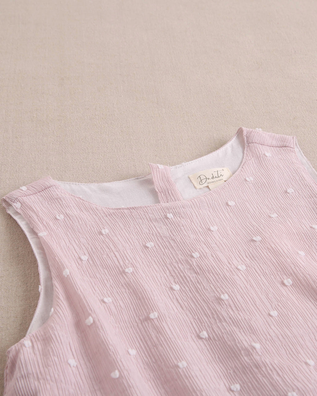 Enterito niña largo color rosa con mini topitos blancos