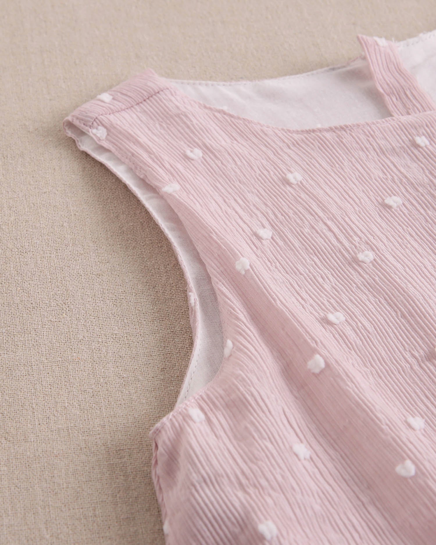 Enterito niña largo color rosa con mini topitos blancos