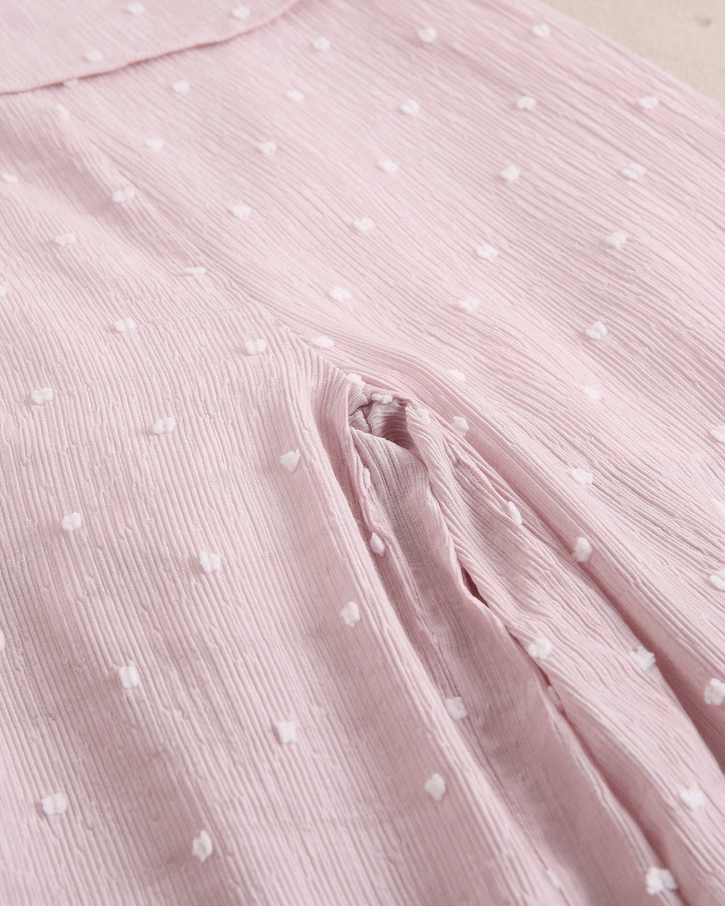 Enterito niña largo color rosa con mini topitos blancos