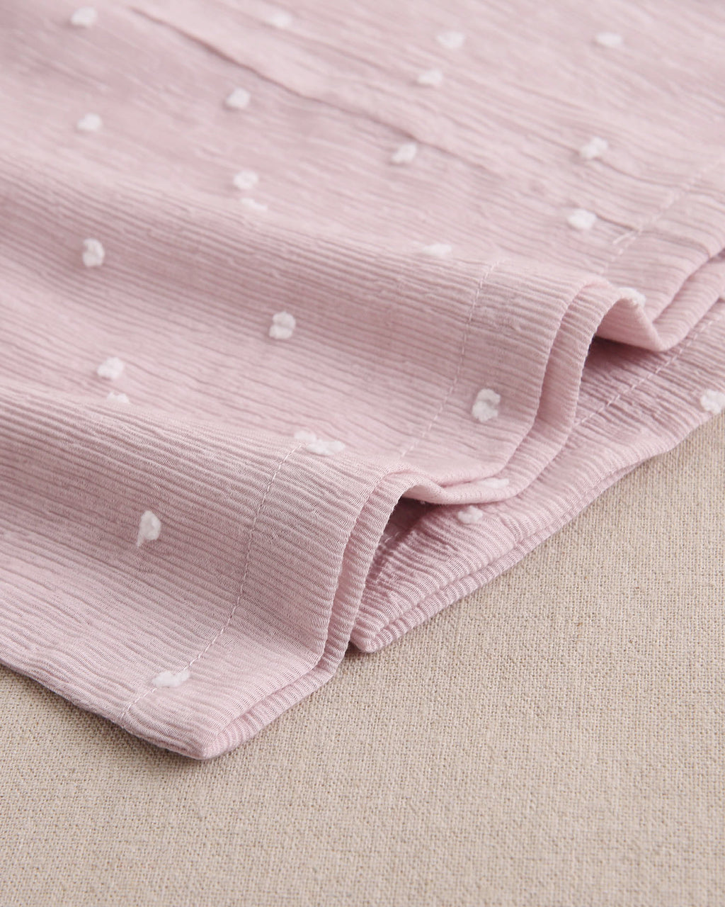 Enterito niña largo color rosa con mini topitos blancos