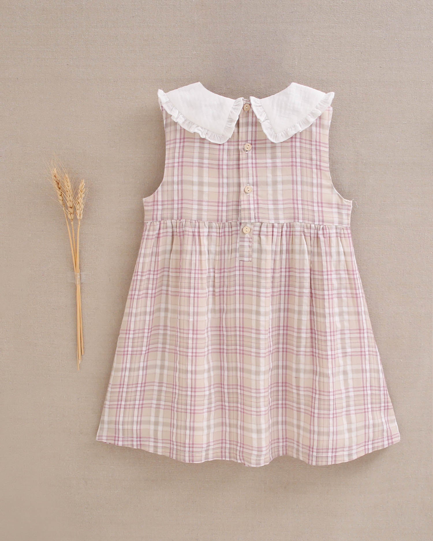 Vestido niña de cuadros rosas, marrones y blancos y cuello blanco