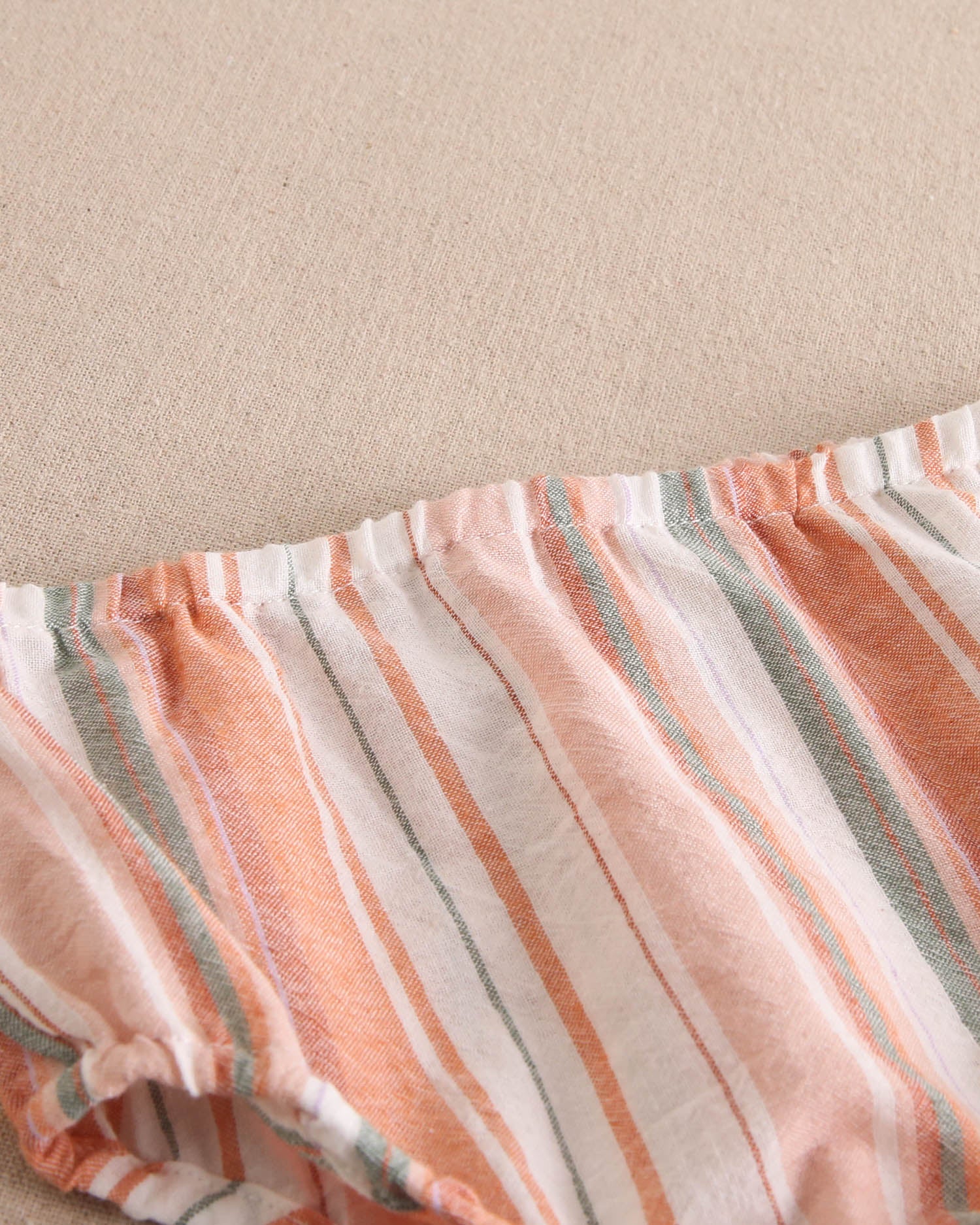 Vestido bebé niña mix de rayas naranjas, verdes y blancas