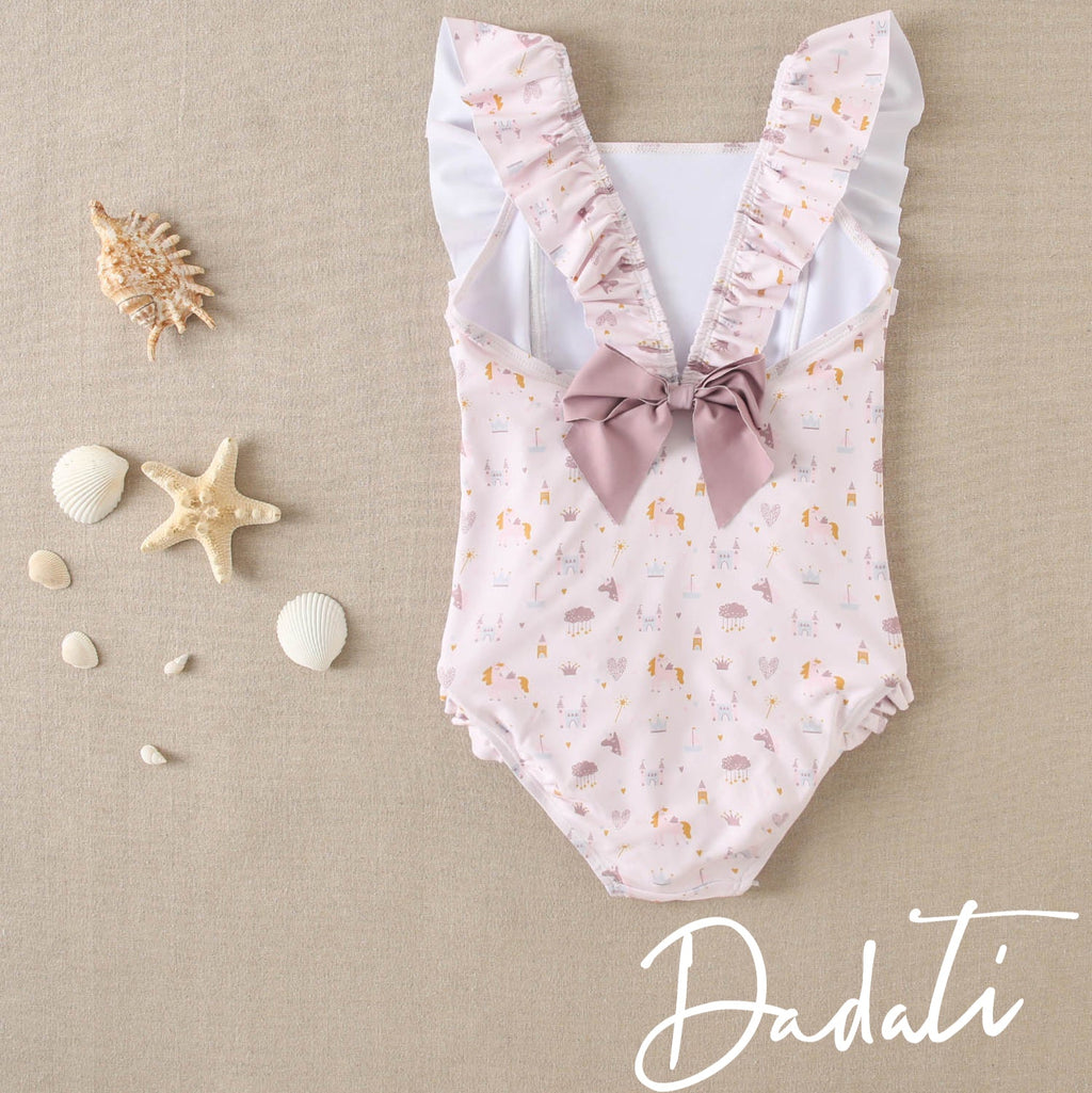 Traje de baño niña rosado con vuelos laterales