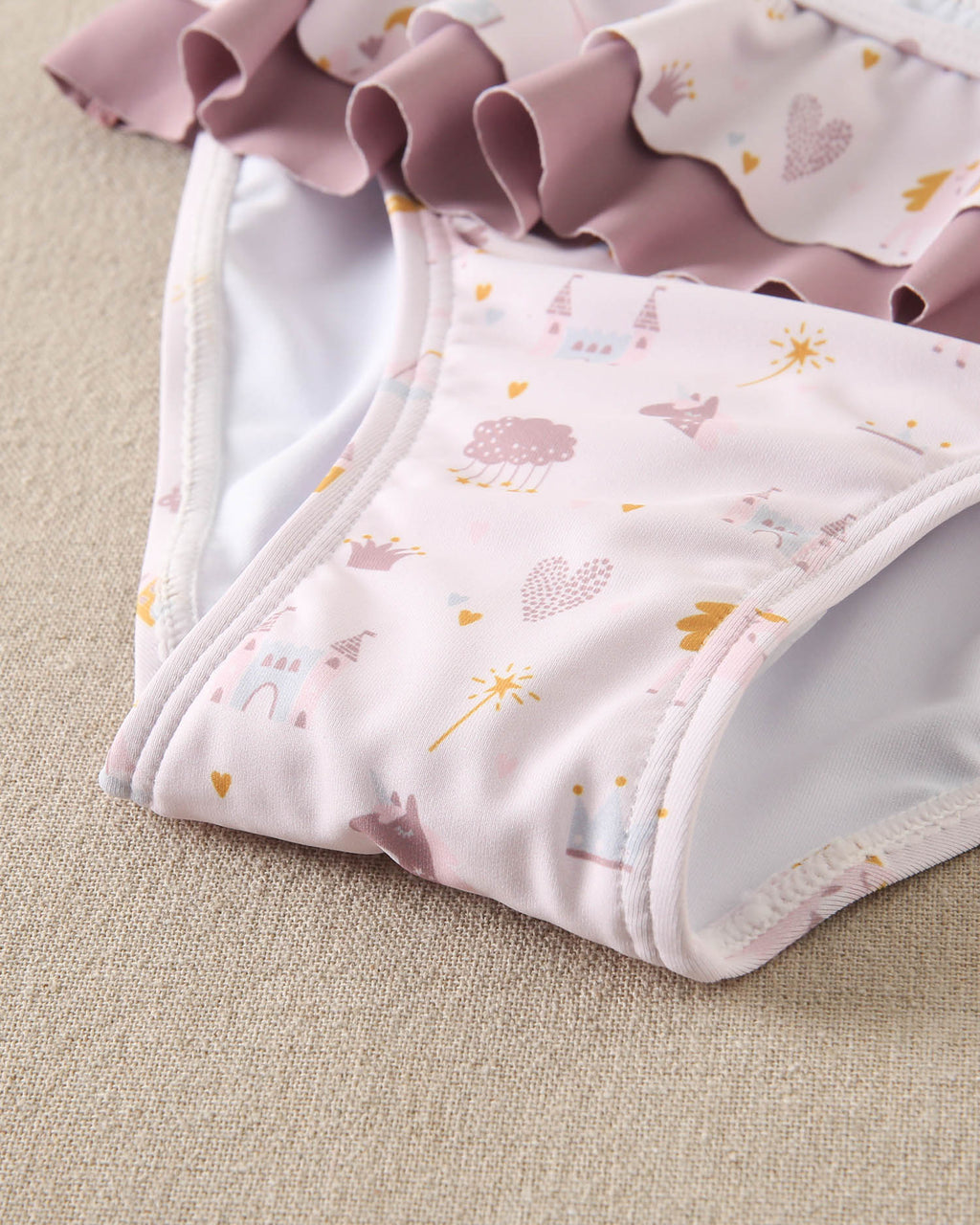 Traje de baño bikini rosada con calzon con vuelos