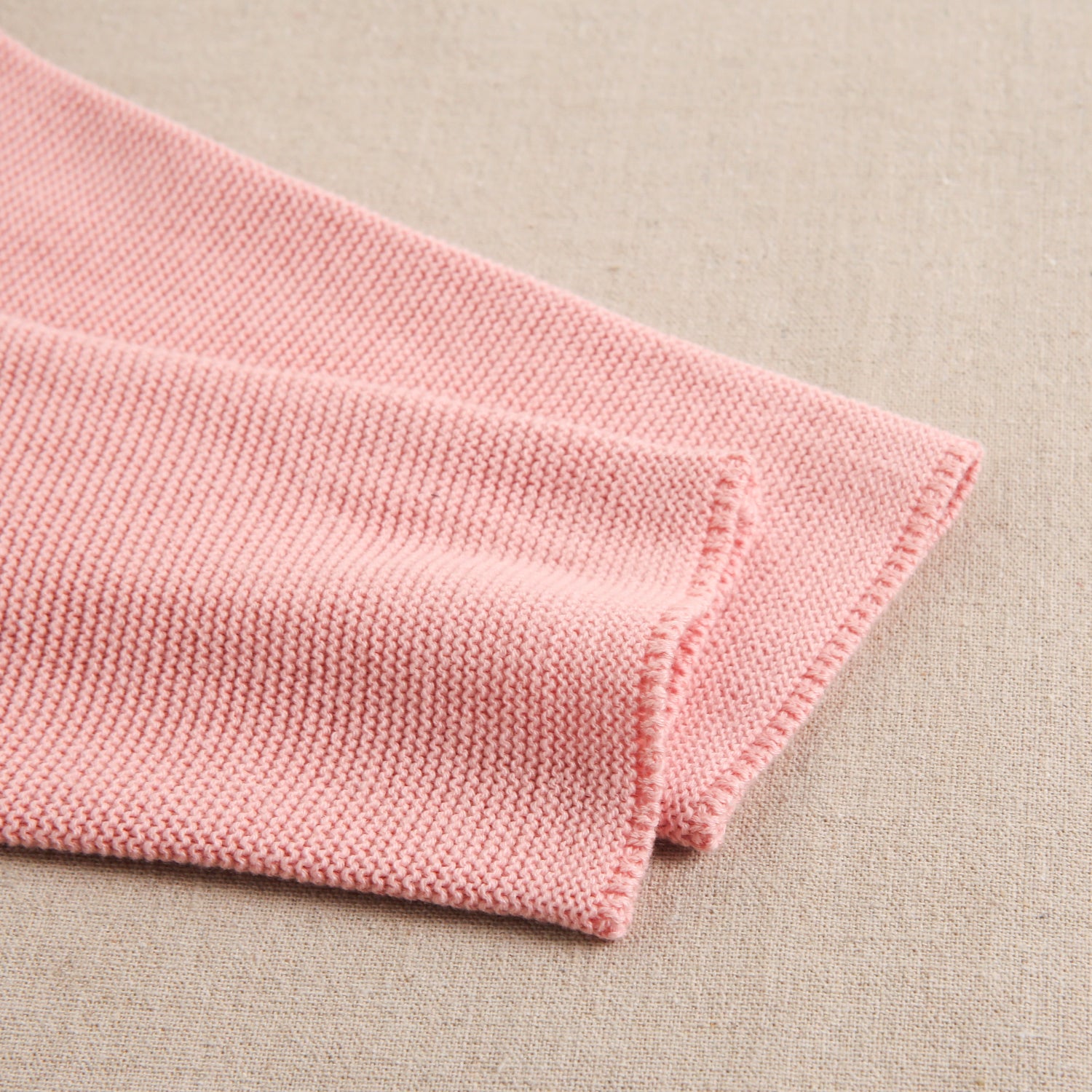 Chaqueta bebé niña punto en color rosa empolvado