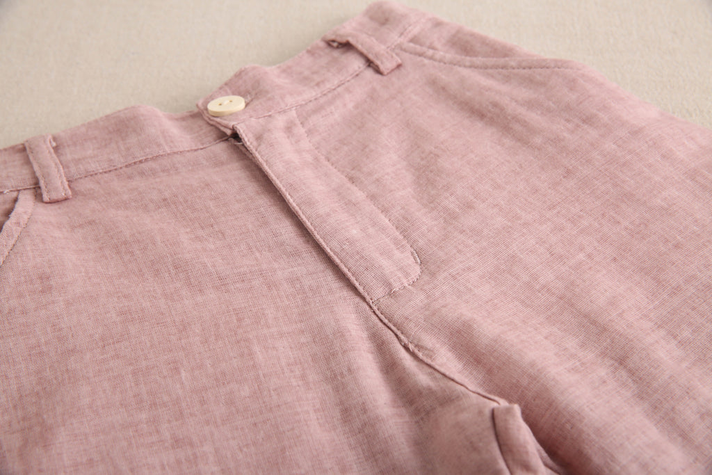 Bermuda de niño color rosa palo lavado