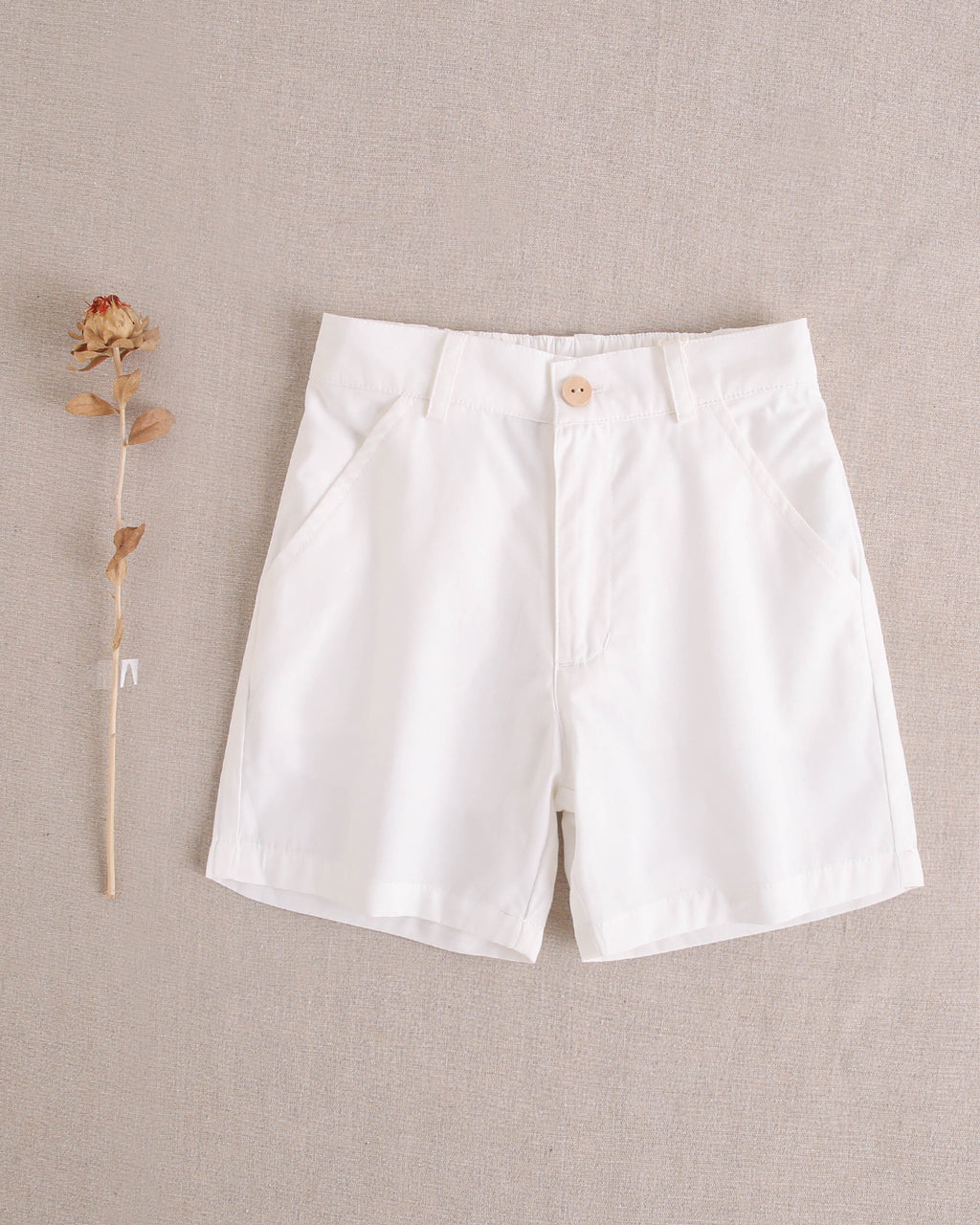 Bermuda de niño blanca