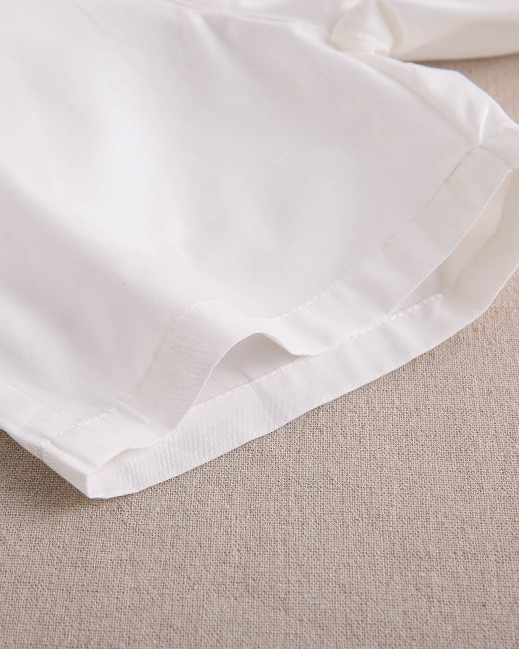 Bermuda de niño blanca