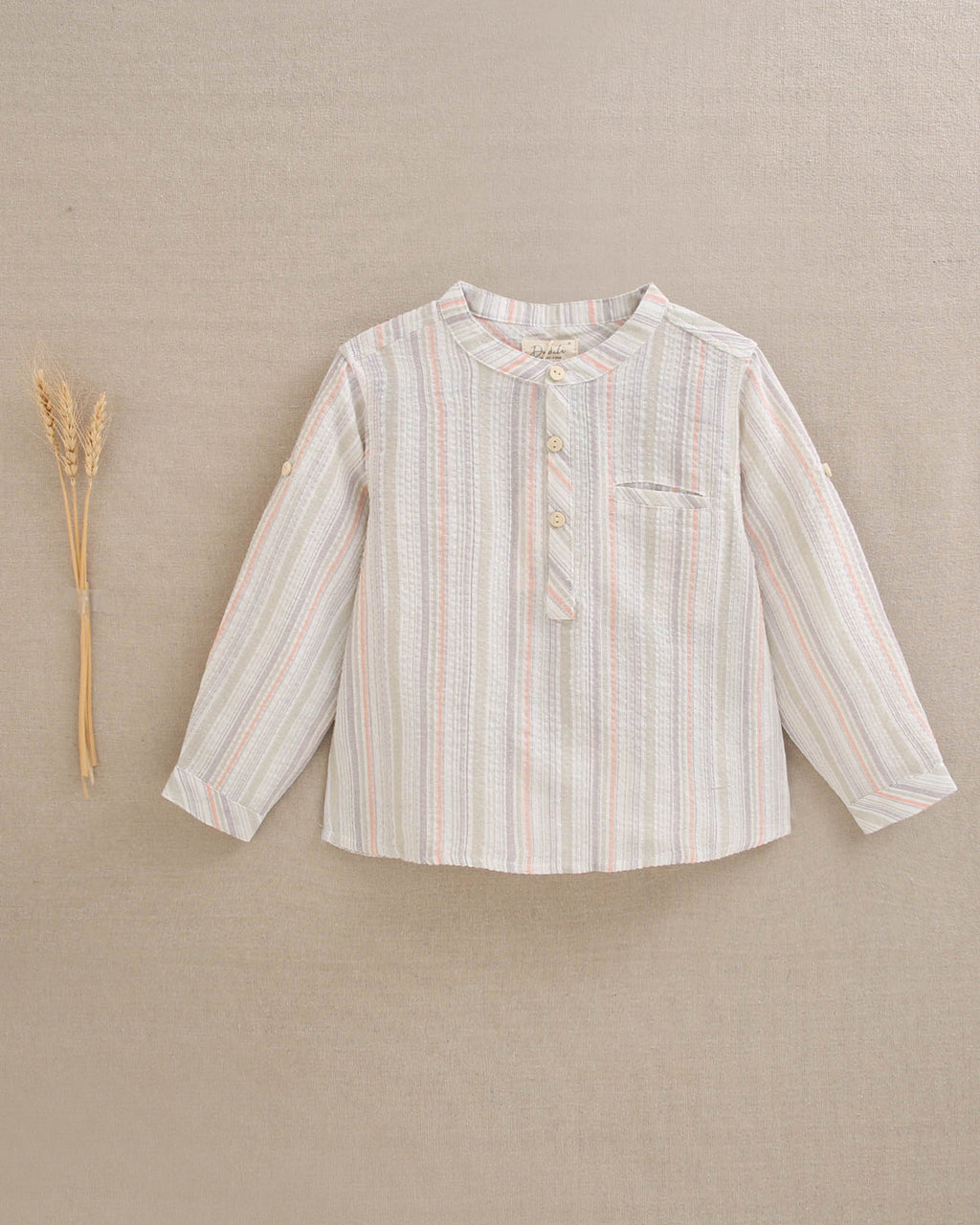 Camisa niño de rayas naranja, gris y verde, con cuello mao