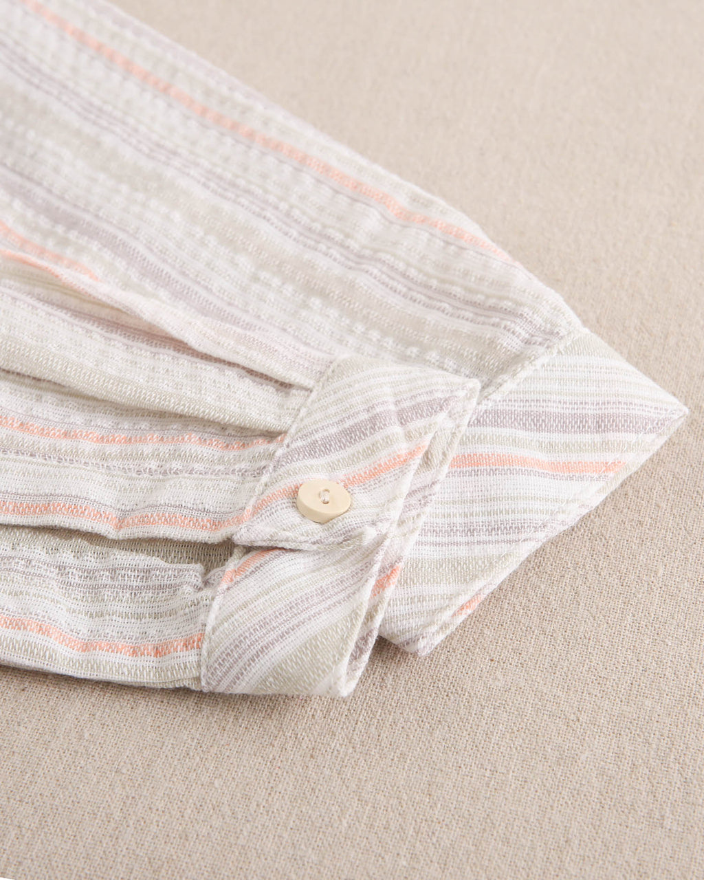 Camisa niño de rayas naranja, gris y verde, con cuello mao