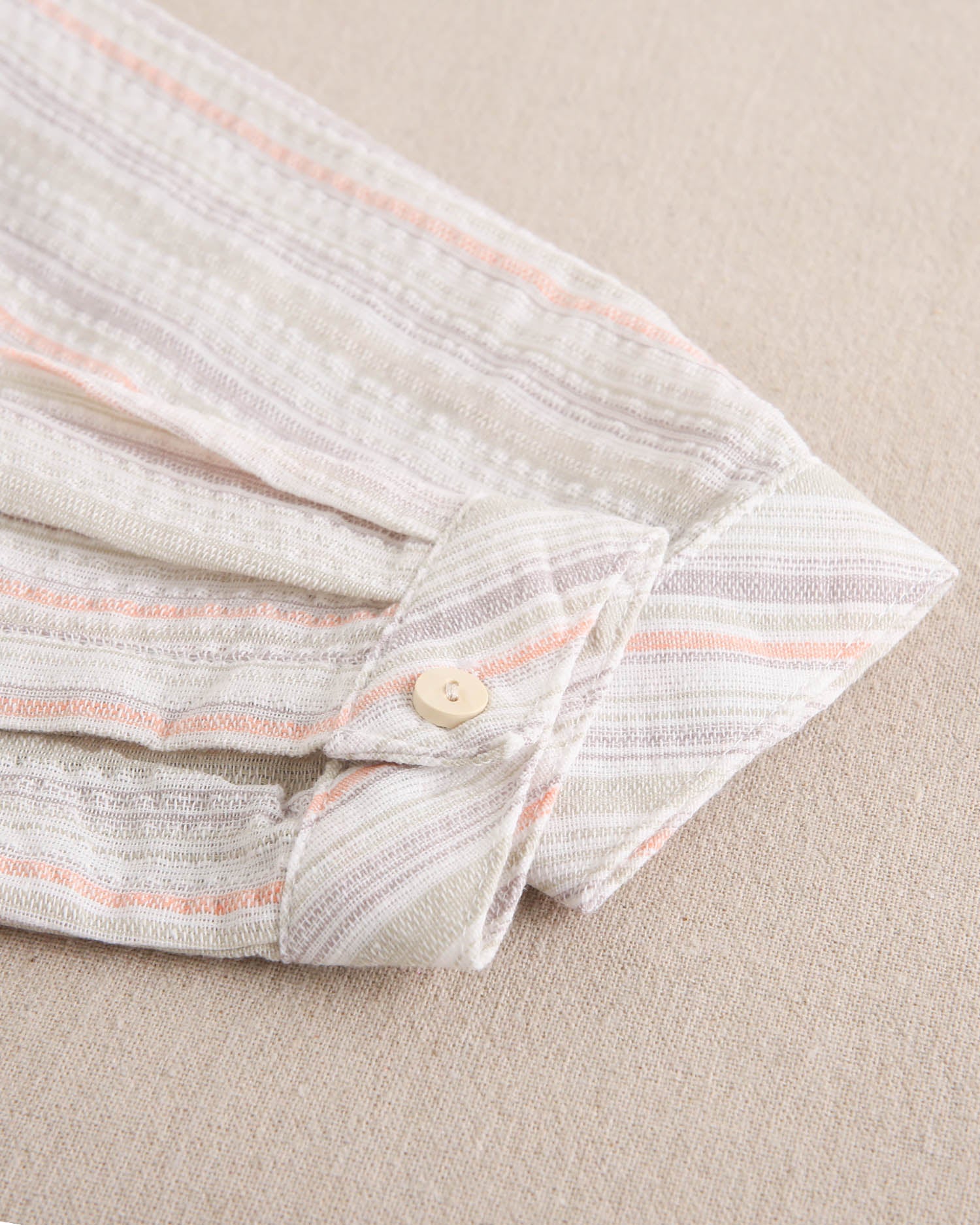 Camisa niño de rayas naranja, gris y verde, con cuello mao