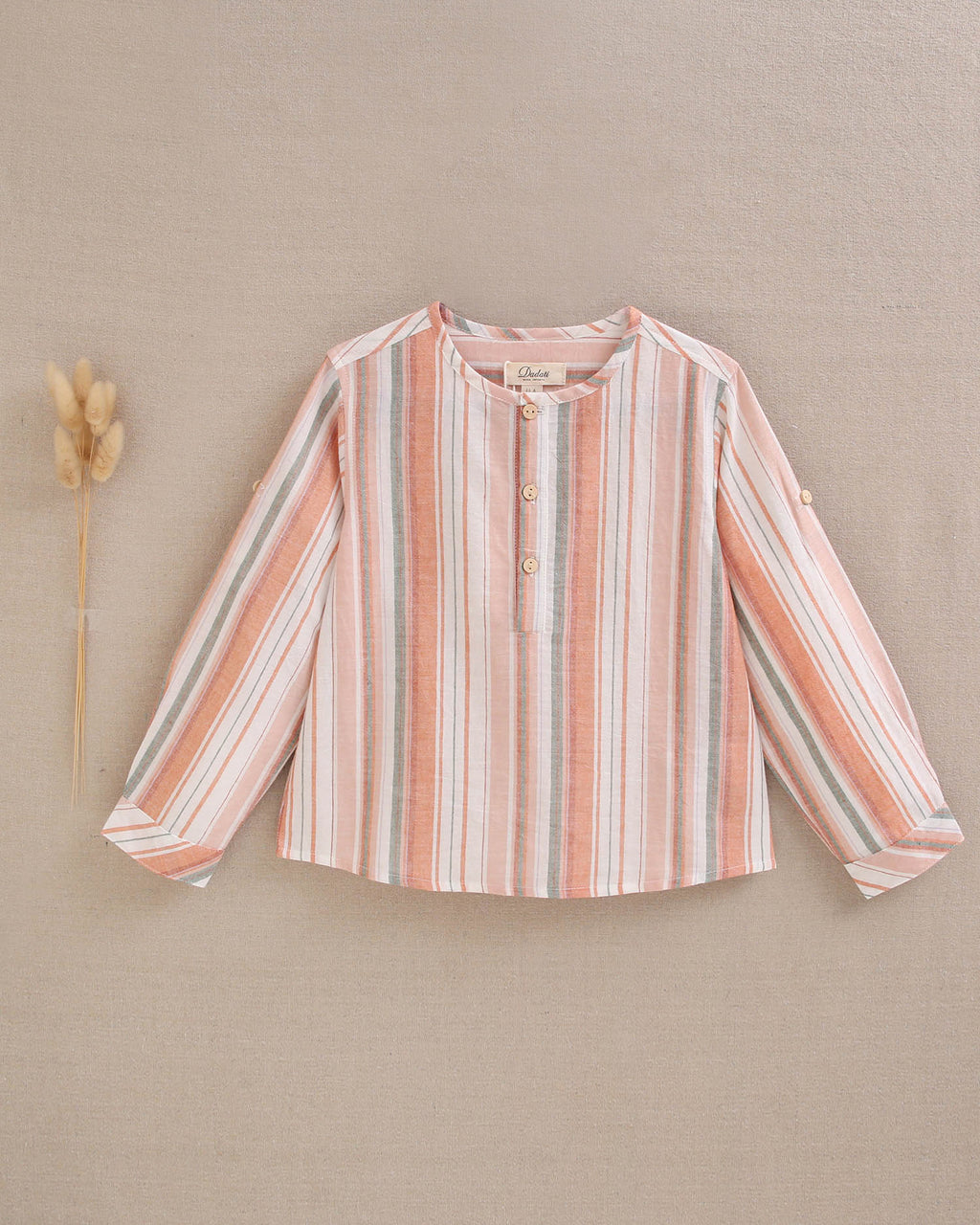 Camisa niño rayas naranjas, verdes y blancas, con cuello mao