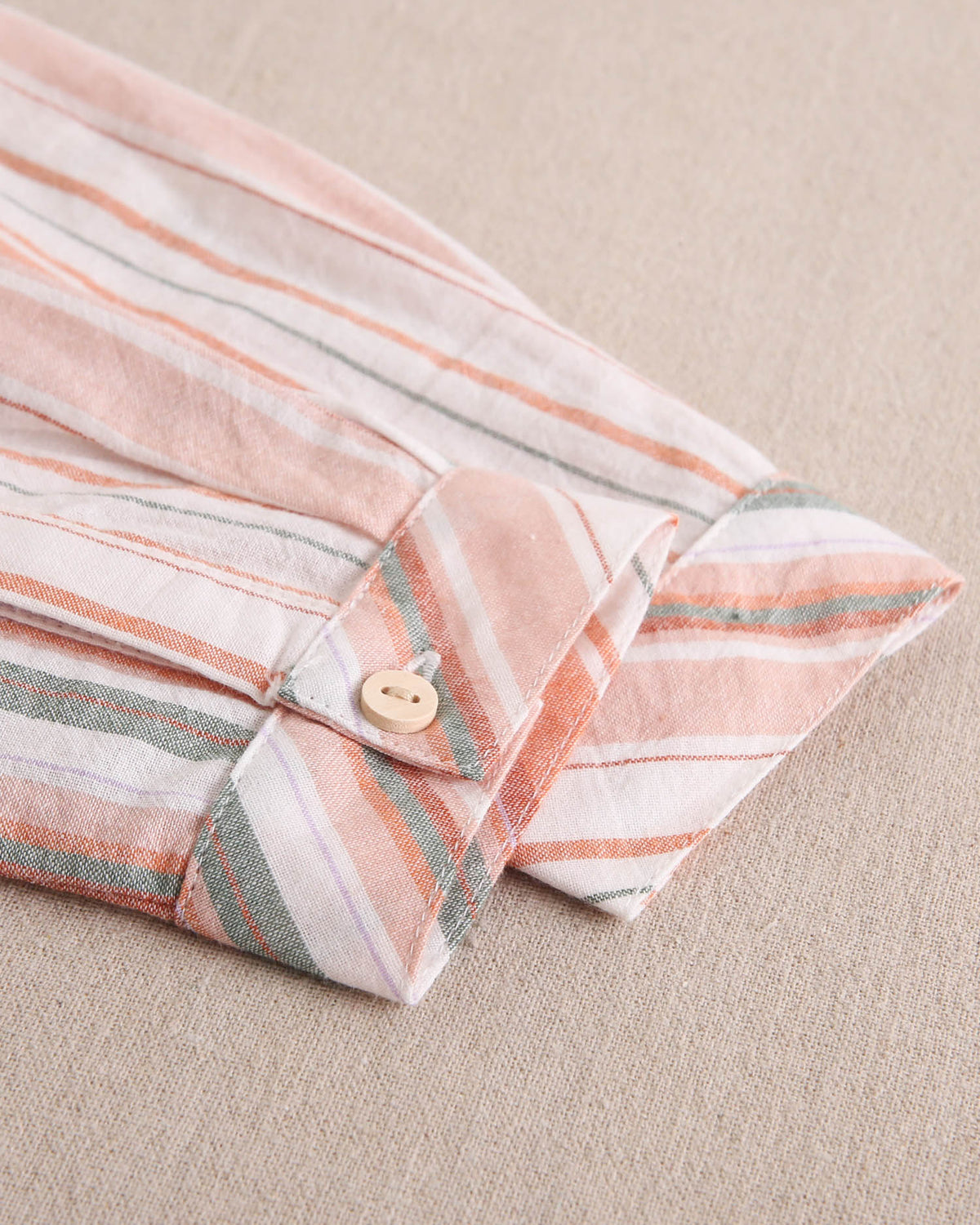 Camisa niño rayas naranjas, verdes y blancas, con cuello mao