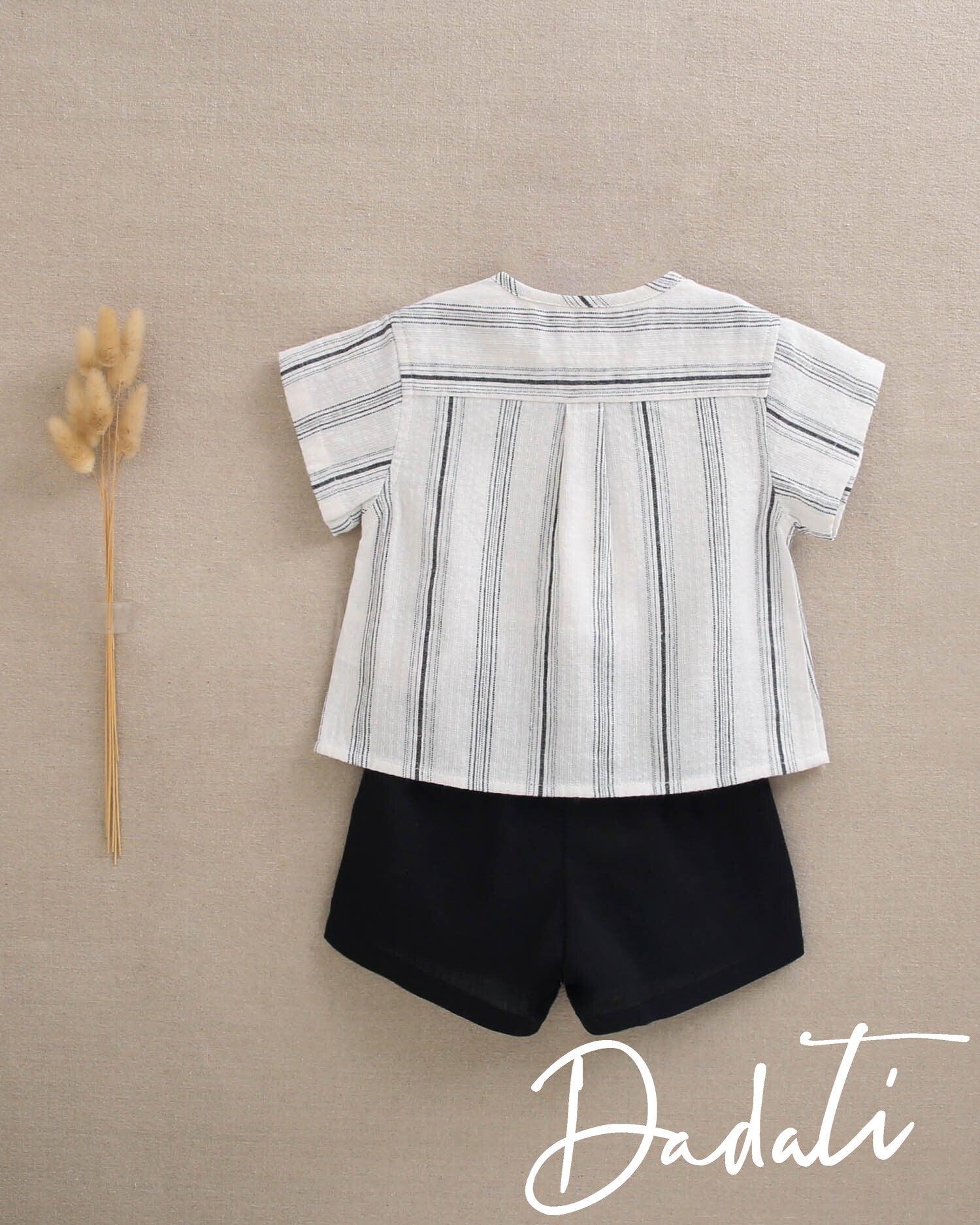 Set bebé niño camisa blanca y negro con short negro