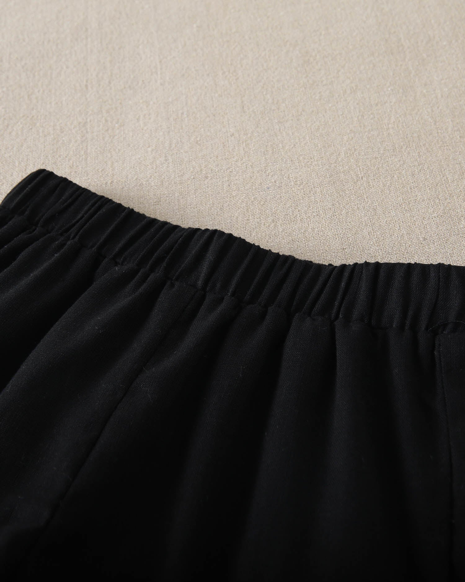 Conjunto bebé niño camisa rayas negras y blancas, con short negro