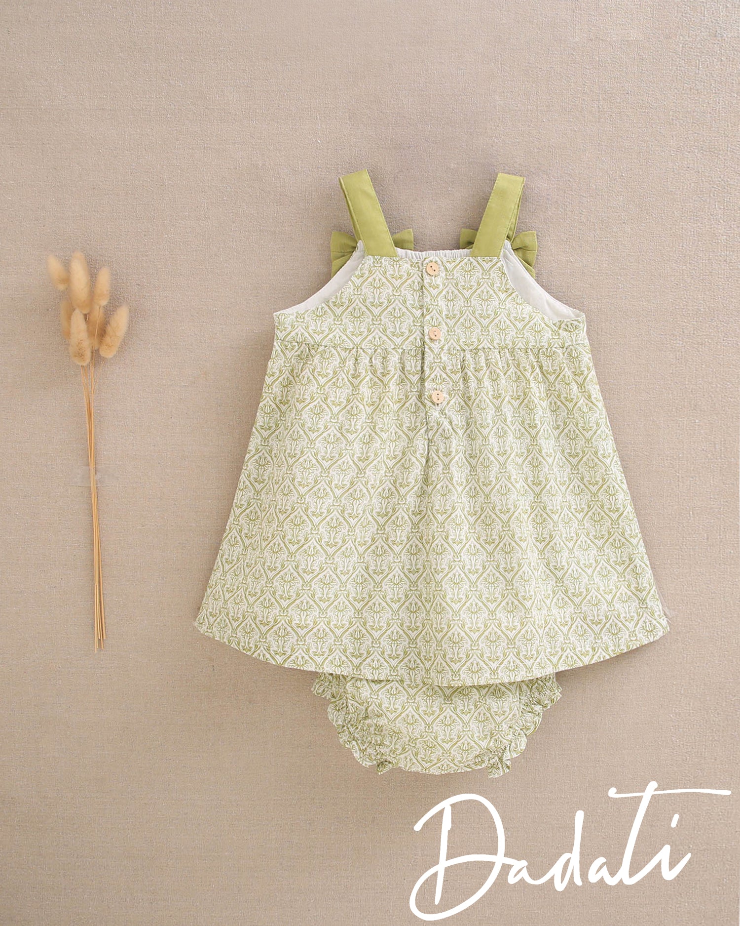 Vestido bebé niña verde con lazos verdes