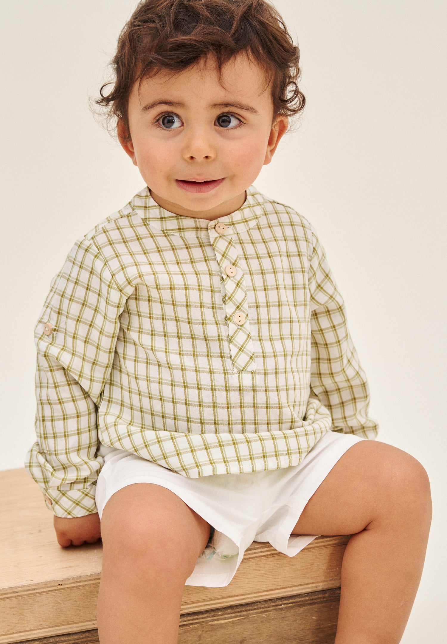 Conjunto bebé niño camisa vichy verde pistacho y short blanco
